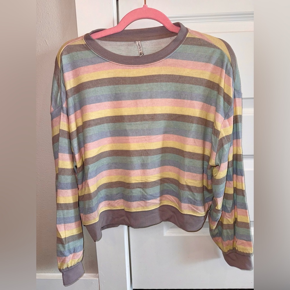 Z Supply Rainbow Striped Pullover Size XS 🌈🩷